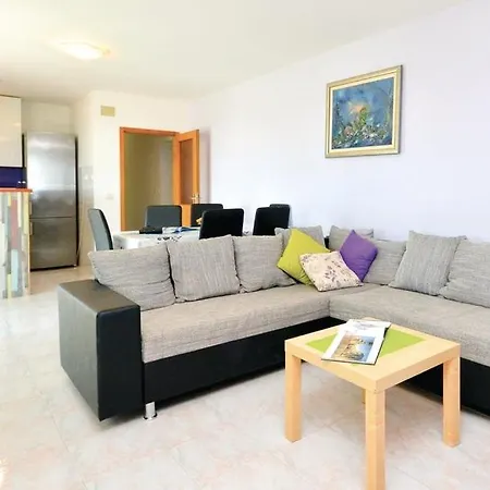 House With A Swimming Pool Kastel Novi, - 11122 *