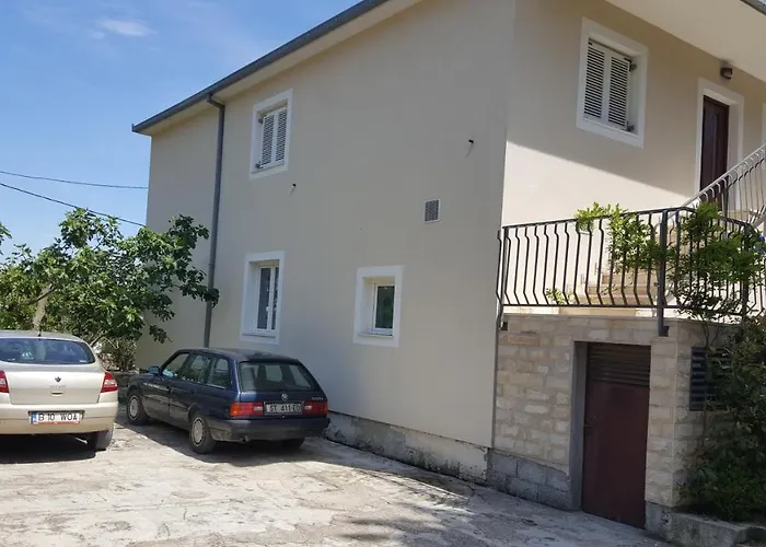 House With A Swimming Pool Kastel Novi, - 11122 Casa vacanze *