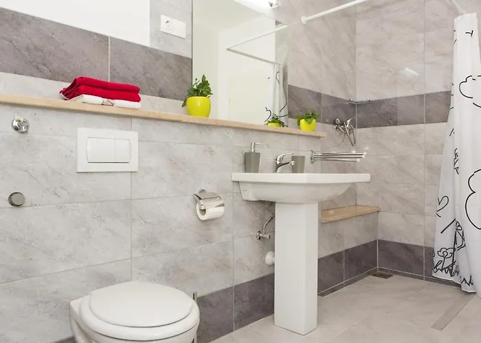 House With A Swimming Pool Kastel Novi, - 11122 * Kaštela